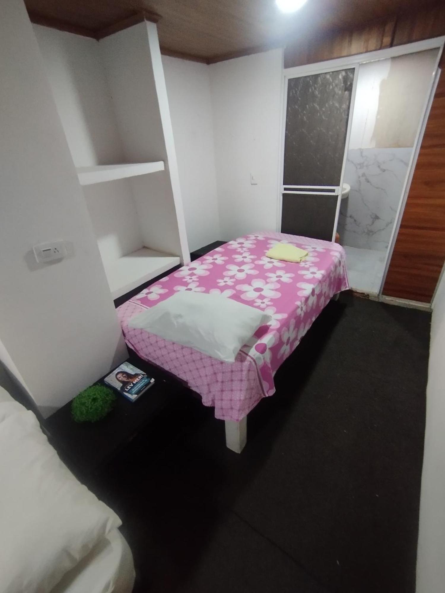 Hostal Lamar Baru Donde Gertrudis Плая Бланка Екстериор снимка
